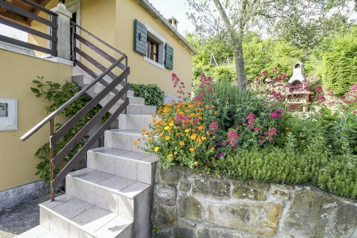 Вилла Casa Antonija In Sovinjska Brda - Haus Fuer 2 Personen Дом отдыха